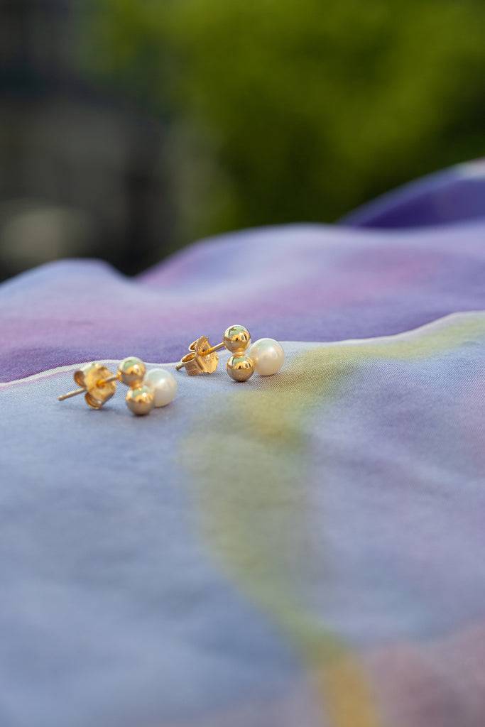 JUKSEREI ELLEN EAR STUDS Online