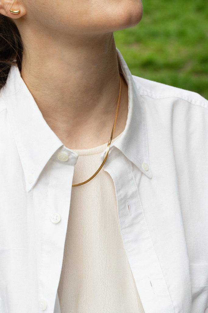 JUKSEREI FLOS NECKLACE im Angebot