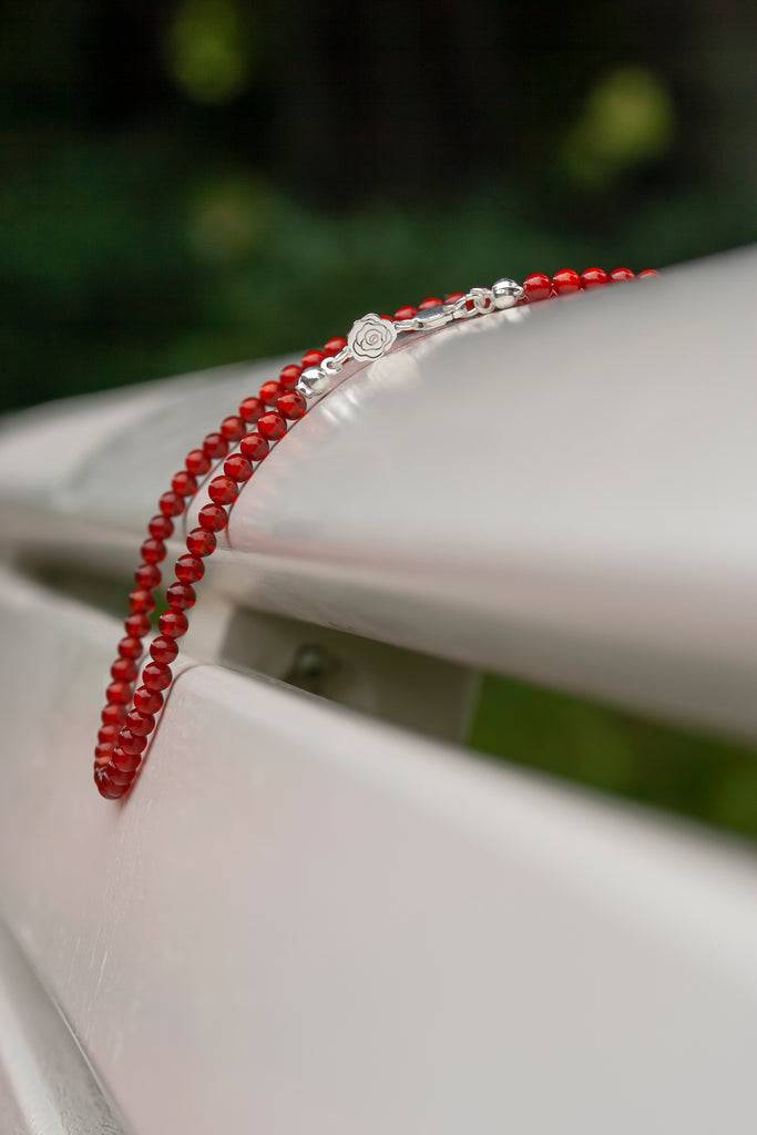 JUKSEREI ROSE CARNELIAN NECKLACE Günstiger Verkauf