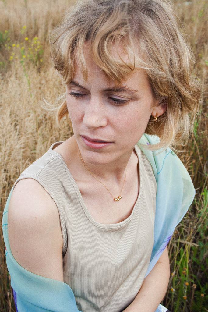 JUKSEREI BOULES NECKLACE Angebote