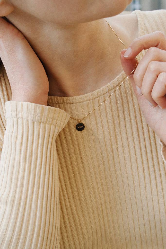JUKSEREI MOR NECKLACE Online