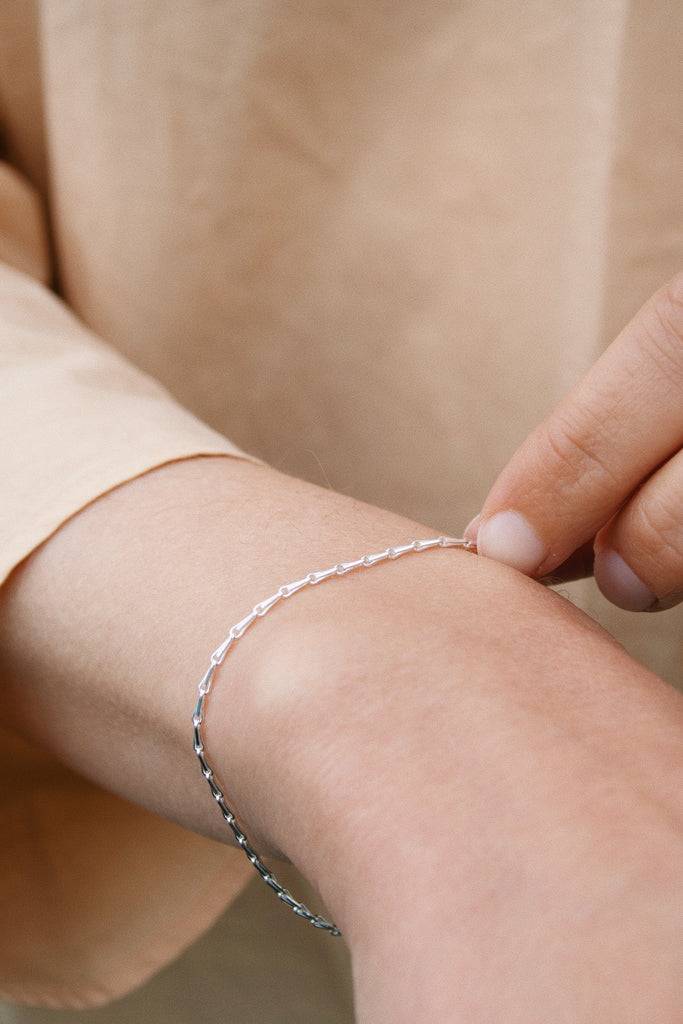 JUKSEREI VERA BRACELET Hotsell