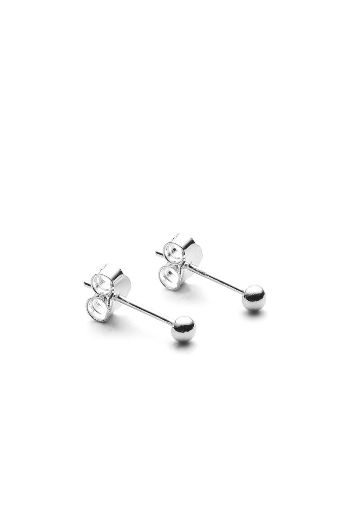 JUKSEREI SIGRID XS EAR STUDS im Angebot