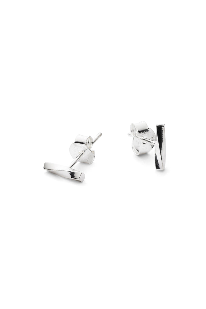 JUKSEREI EMBER EAR STUDS Bestseller