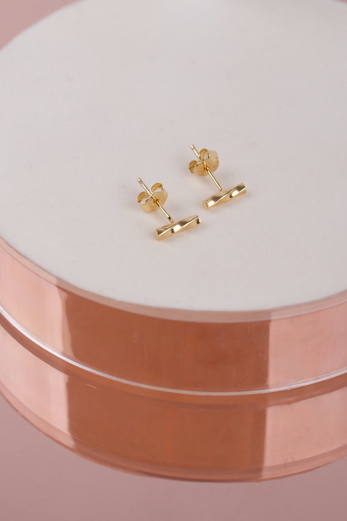 JUKSEREI EMBER EAR STUDS Bestseller
