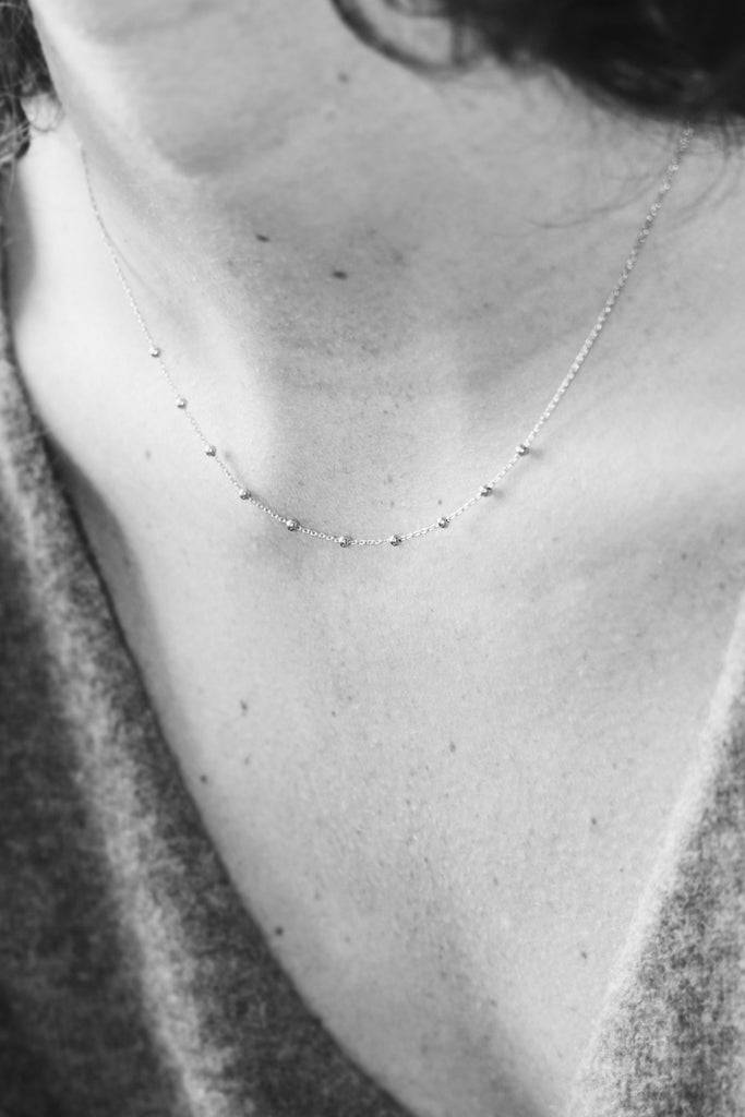 JUKSEREI LULU NECKLACE 50% Rabatt mit kostenlosem Versand
