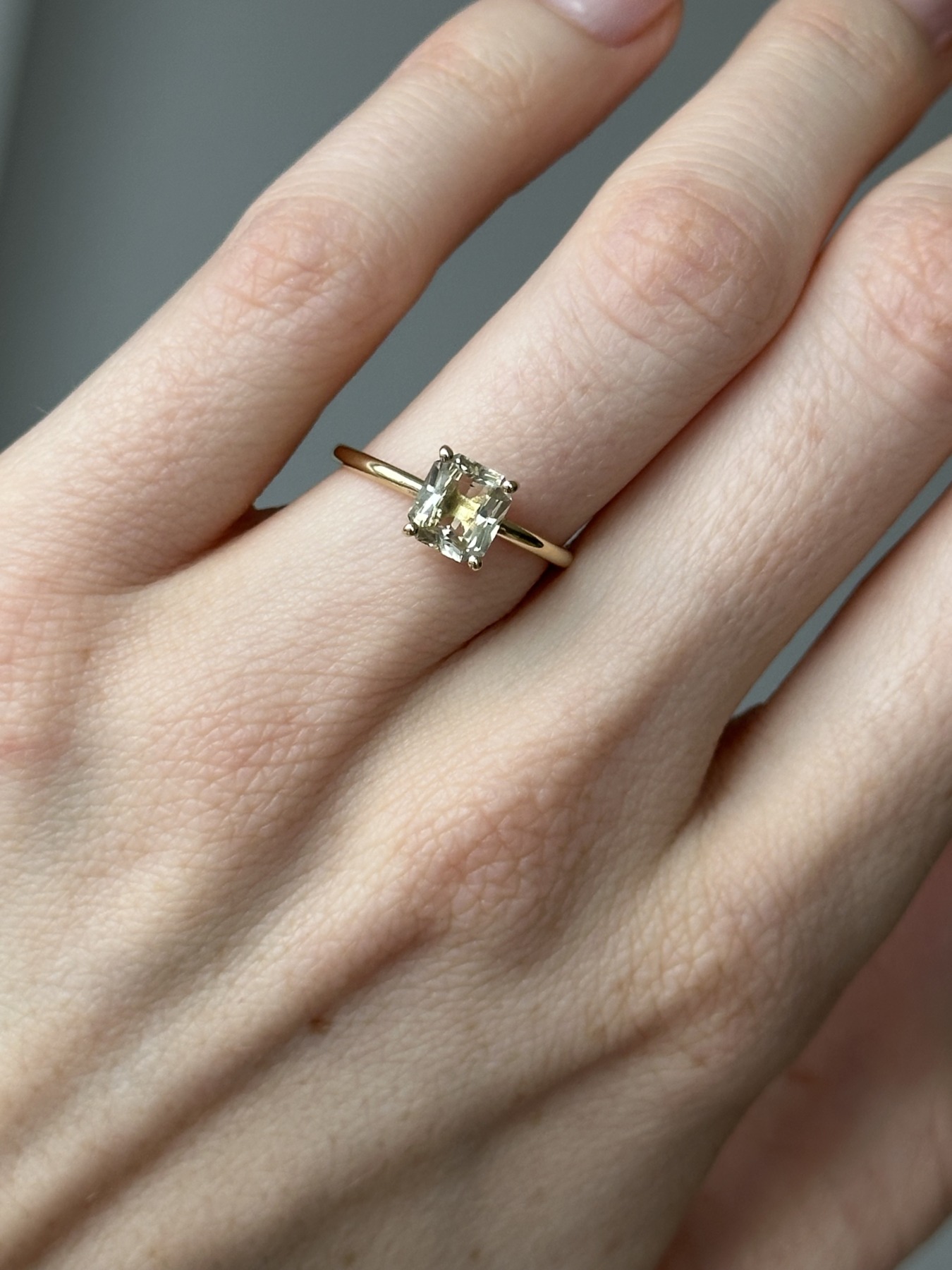 Nina Kastens Yellow Sapphire Ring Angebote
