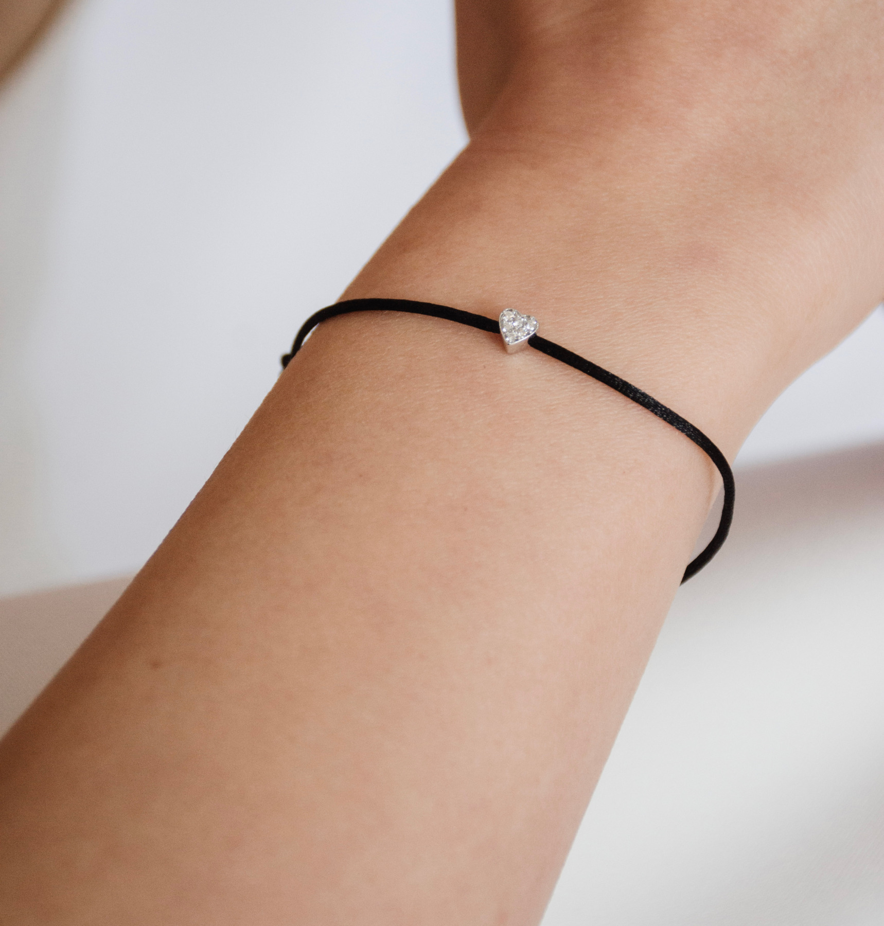 Nina Kastens Diamond Heart Bracelet Black Outlet