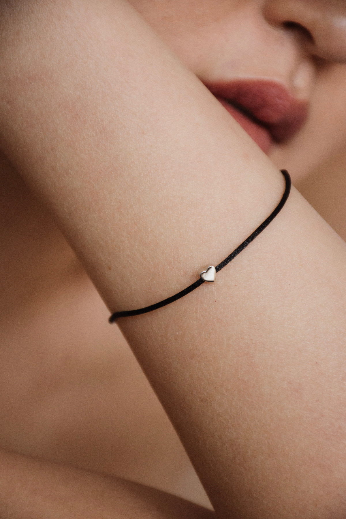 Nina Kastens Heart Bracelet Black WG Auslauf