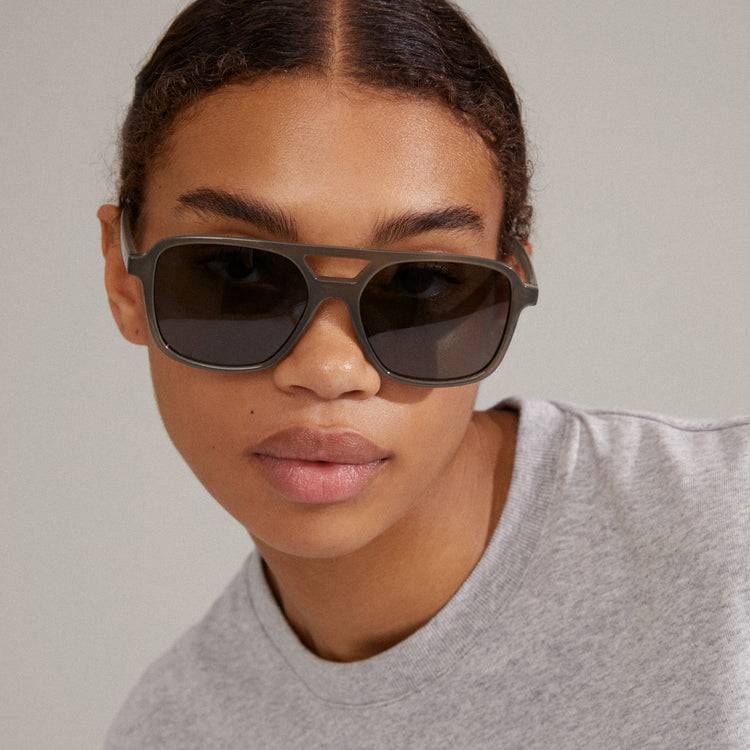 Pilgrim ELODIE Piloten-Sonnenbrille grau Auslauf