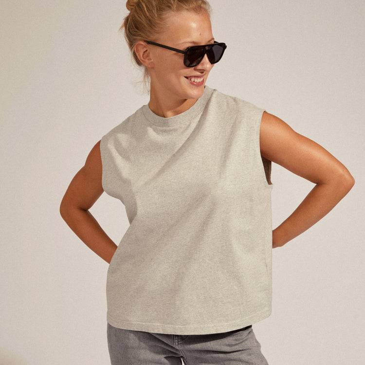 Pilgrim ELODIE recycelte Piloten-Sonnenbrille schwarz Online