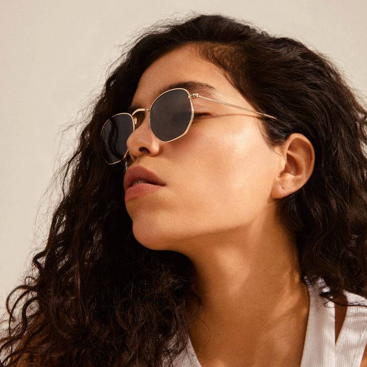 Pilgrim RYLAN Sonnenbrille Grau/Gold Blitzverkäufe