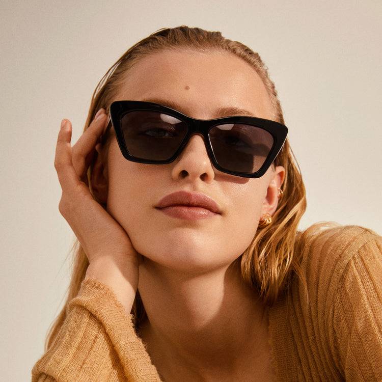 Pilgrim DAKOTA eckige Cat-Eye-Sonnenbrille schwarz Angebote