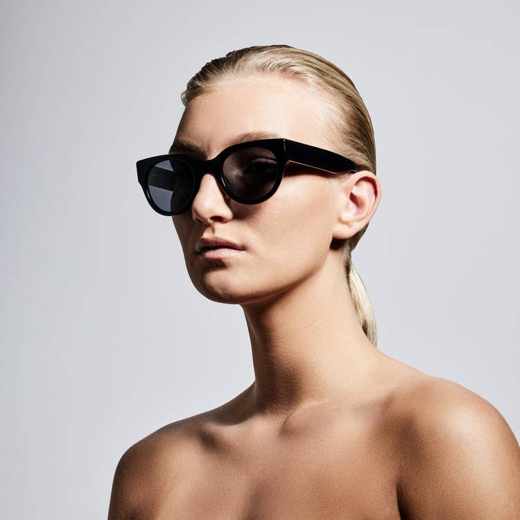 Pilgrim MALI oversized Acetat Sonnenbrille, schwarz Online