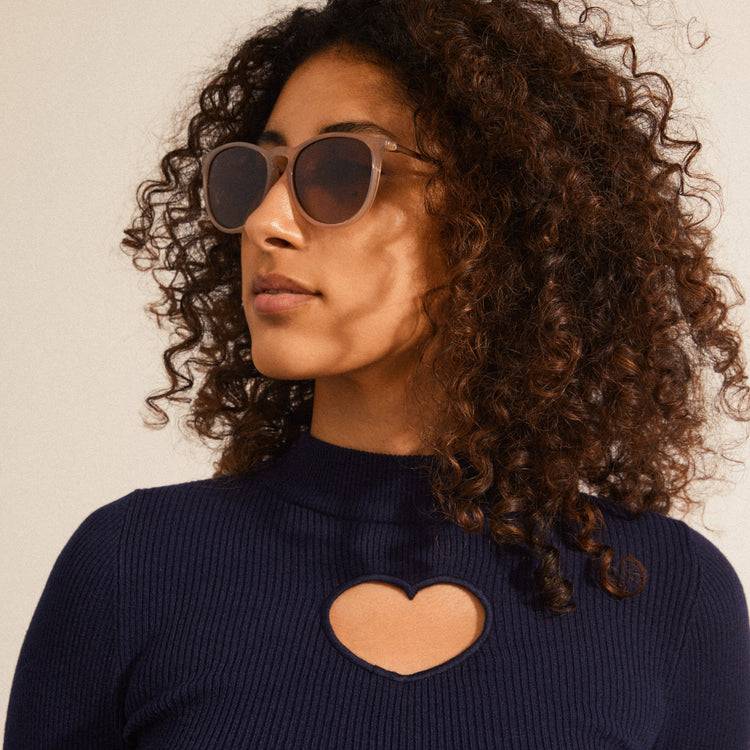 Pilgrim VANILLE Sonnenbrille hellgrau/Gold Günstiger Verkauf