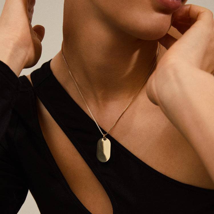 Pilgrim RESTORATION Dog-Tag-Halskette vergoldet Saisonschlussverkauf