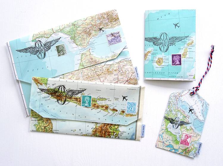 Renna Deluxe Atlas Reiseetui aus Landkarten im Angebot