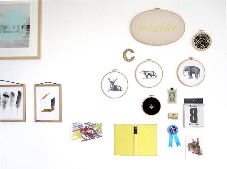 Renna Deluxe UND _ Bild im Stickrahmen Online