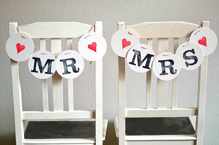 Renna Deluxe MR & MRS Stuhldeko Girlanden zur Hochzeit Meist gekauft