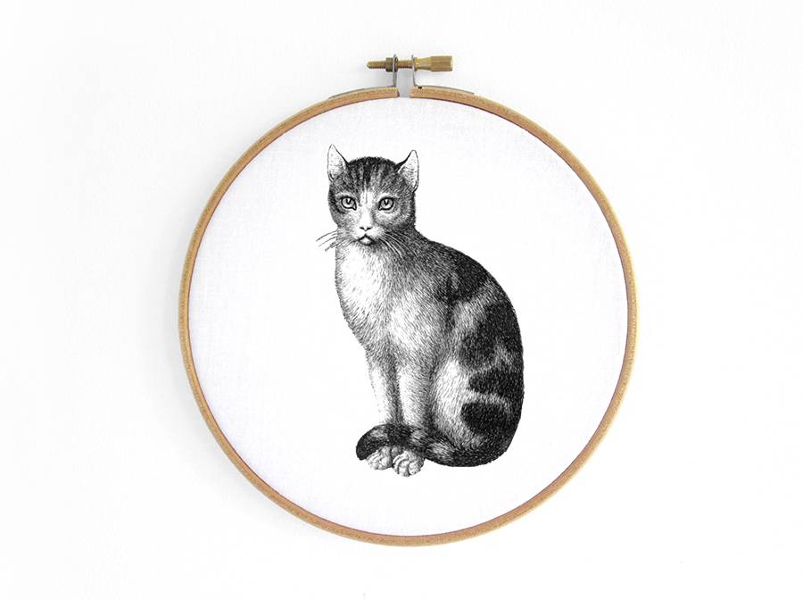 Renna Deluxe Katze _ Bild im Stickrahmen Günstiger Verkauf